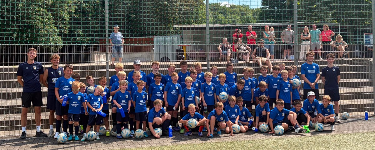 F&uuml;nf Tage Fu&szlig;ballfreude: Nachwuchs erlebt tolles Camp in Altenburg!